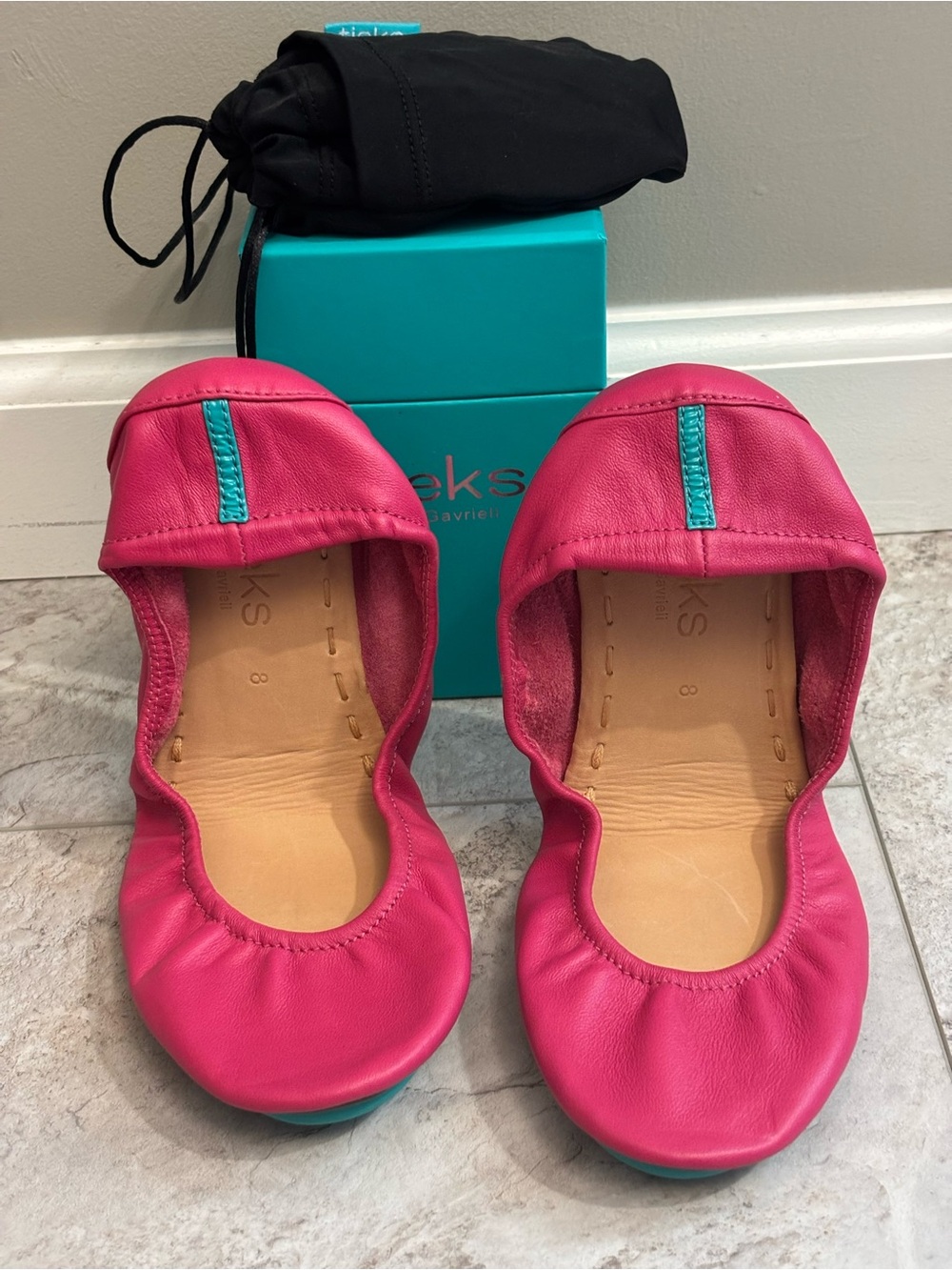 Tieks by Gavrieli Women's Leather Ballet Flats Fuchsia Pink Size 8 Box Bag Shoes